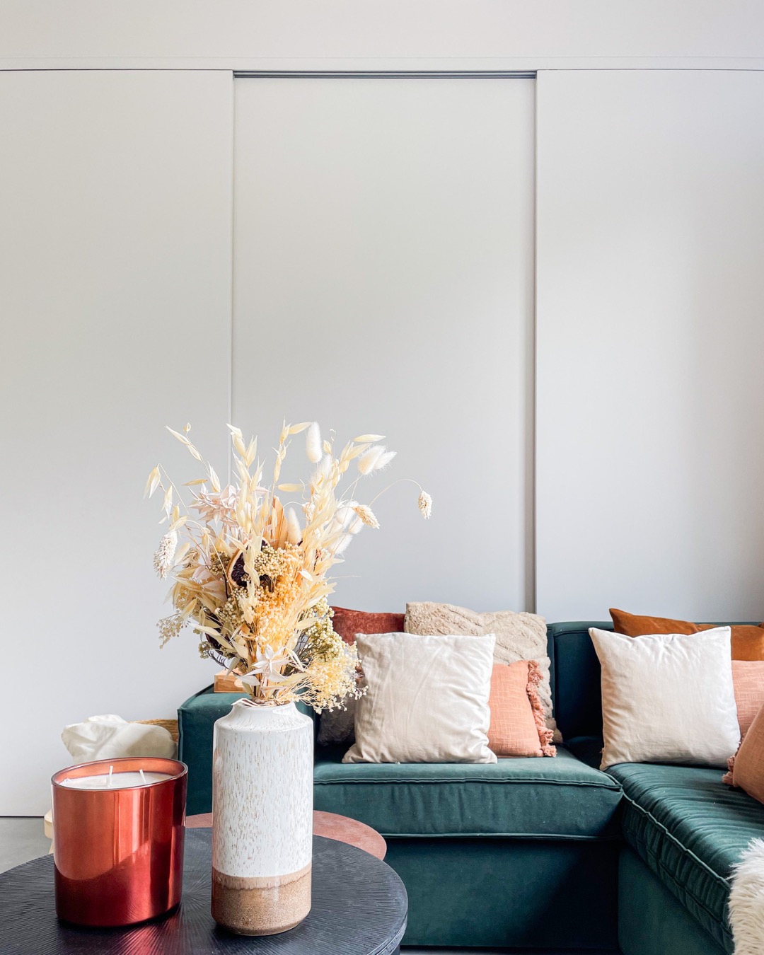 In een wereld waar het altijd sneller moet gaan, proberen we hier te vertragen. Dat is de essentie van Concept55. 🌿We creëerden een plek waar rust de overhand neemt zodat creativiteit kan stromen.
Een plek waar natuur en een duurzame visie centraal staan. Een moderne ruimte die voorzien is van al het comfort zodat jij op jouw moment kan focussen.
Concept55 - Where nature inspires.
💻 www.concept55.be
✉️ elien@concept55.be
#concept55
#keerbergen #mijnkeerbergen #haacht #herent #bonheiden #rijmenam #aarschot #rotselaar #werchter #vlaamsbrabant #kampenhout #ondernemen #ondernemendevrouwen #ikkooplokaal #vergaderruimte #eventruimte #ondernemersshoot #fotograafvoorondernemers #tuinmakers #groteboom #studiocreav