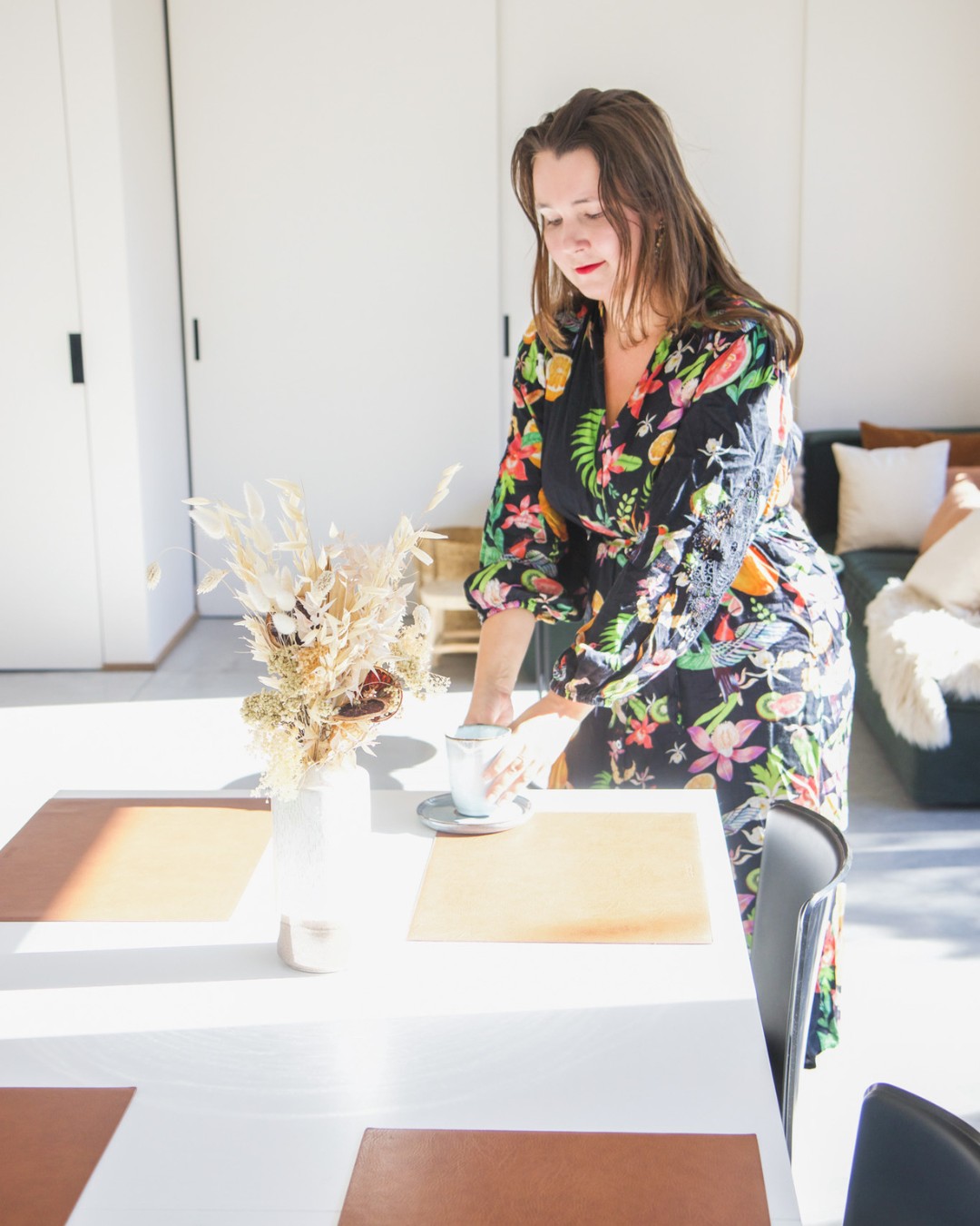 Een event of bijeenkomst organiseren kan soms stressvol zijn. Daarom vinden wij bij Concept55 één ding het allerbelangrijkst: dat jij van A tot Z ontzorgd wordt.
Onze service gaat verder dan alleen de catering. Vanaf het moment van boeken tot het einde van je event of meeting staan wij stand-by voor al jouw vragen. Zo kun jij je volledig focussen op de inhoud van je evenement, zonder je zorgen te maken over de details.
Op zoek naar een moderne locatie voor jouw volgend event? Neem gerust contact op: ✉️ elien@concept55.be
#keerbergen #mijnkeerbergen #haacht #herent #bonheiden #rijmenam #aarschot #rotselaar #werchter #vlaamsbrabant #kampenhout #ondernemen #ondernemendevrouwen #ikkooplokaal #vergaderruimte #eventruimte #ondernemersshoot #fotograafvoorondernemers #tuinmakers #groteboom #studiocreav